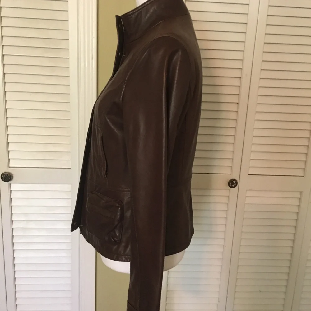 Gianni Bini Buttery Soft Luxurious Tailored Classic leather jacket